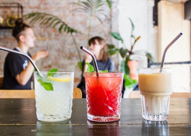 Examples de cocktails au bar