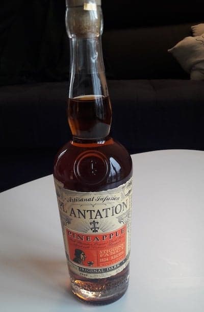 Rhum brun ananas